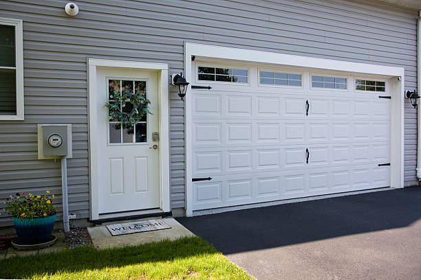 24/7 Emergency Garage Door Panel Replacement experts in Perkins, OK